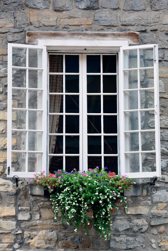 Façade charme à Maurepas